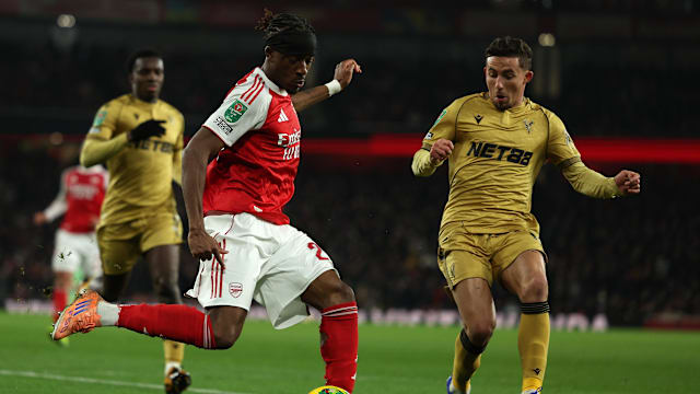 张源赛季末合同到期将会离队，本赛季他共代表球队在各项赛...（张源将于赛季末合同期满离队，本季已代表球队出战各项赛事）