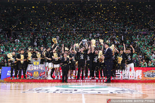 三年前的今天！阿根廷点球大战击败法国，梅西首夺世界杯冠军（三年前的今日：阿根廷点球击退法国，梅西圆梦世界杯首冠）