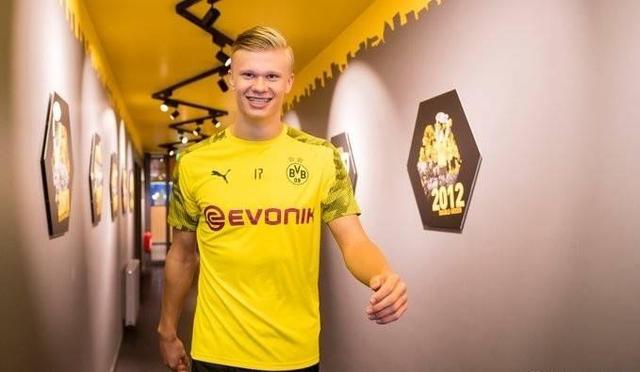 全市场：拉齐奥接近免签因西涅，年薪130万欧签约至明年6月（据全市场：拉齐奥或将免签因西涅，年薪130万欧，合同至明年6月）