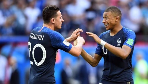 有奖金，“苏超”南京队征集2026赛季队徽、队歌、口号（“苏超”南京队启动2026赛季队徽、队歌、口号征集，设立奖金）