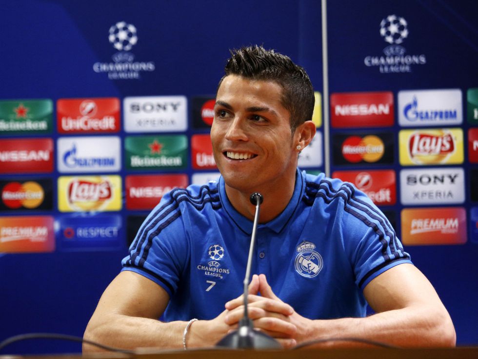 英女足主帅：比赛相对轻松，开场后花了一两分钟来适应中国队（英格兰女足主帅：这场相对轻松，开场一两分钟就适应了中国队）