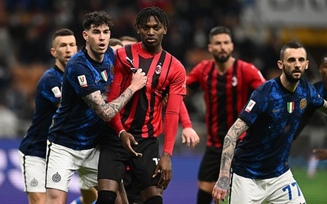 半场战报：热那亚1-1维罗纳，洛伦佐-科隆博建功，拉菲克-贝尔加利破门（半场速递：热那亚1-1维罗纳，洛伦佐-科隆博与拉菲克-贝尔加利各入一球）